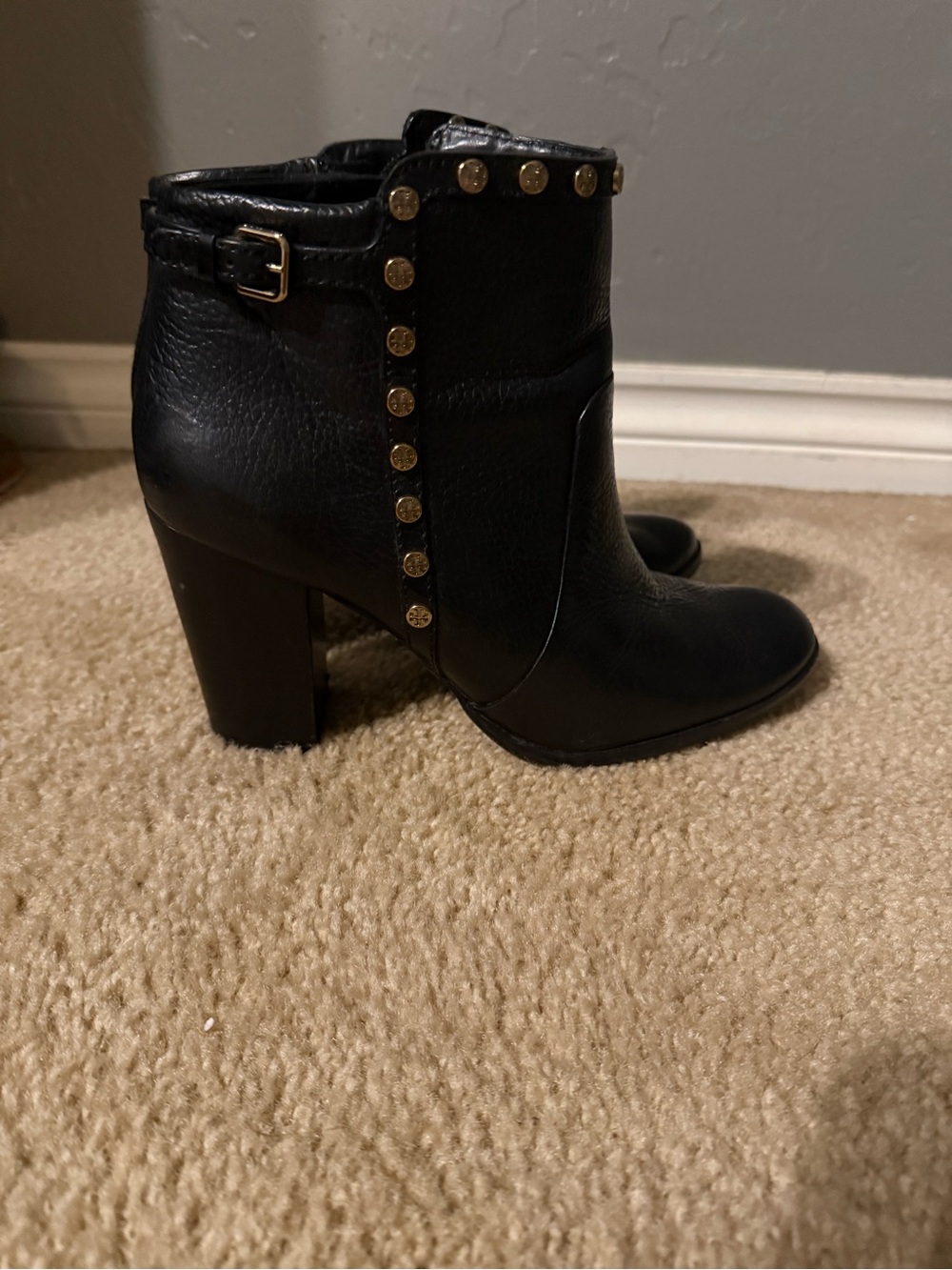 Tory Burch Size 9 Black Leather Gold Studded Ankle Boots